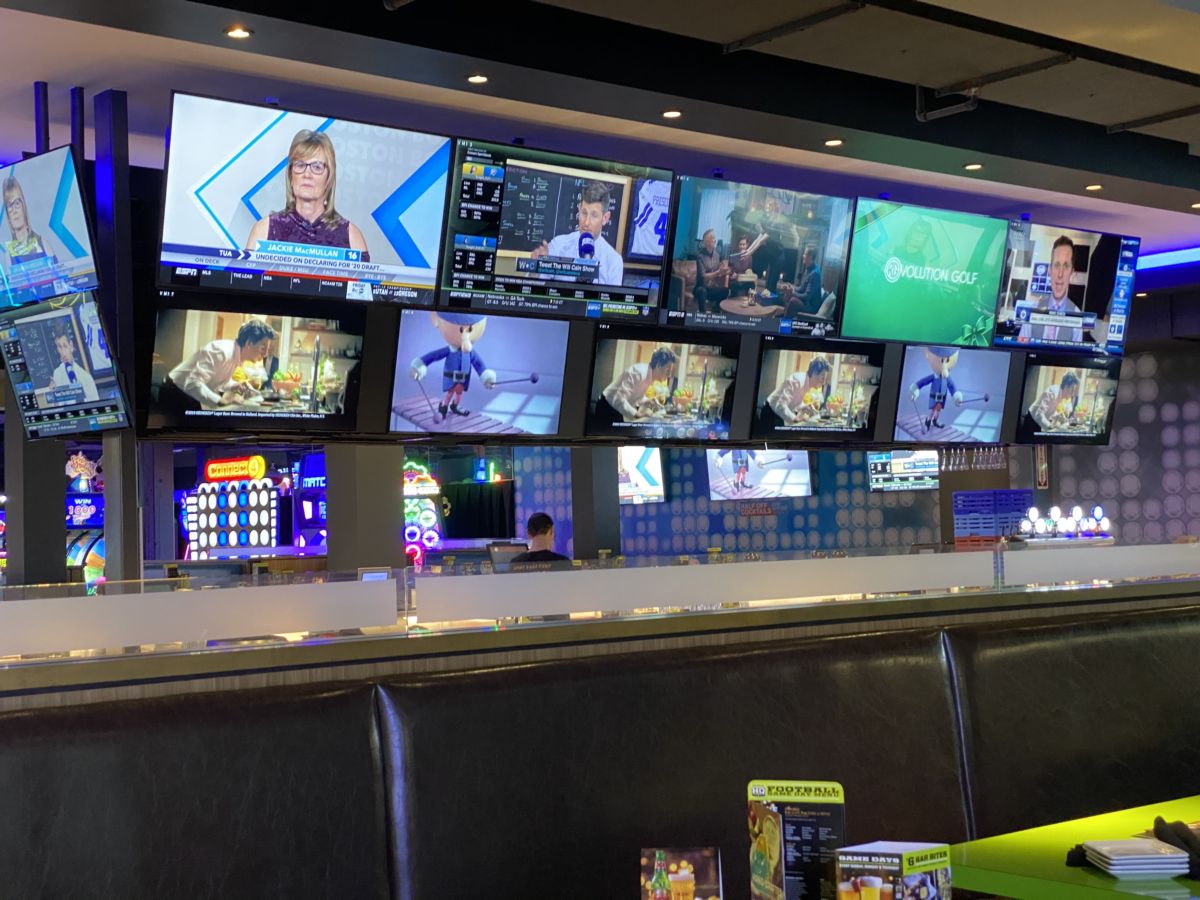 sports-bar-tv-package-systems-54.jpg